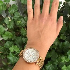 Michael Kors 2016 Rose Gold Watch 🌹
